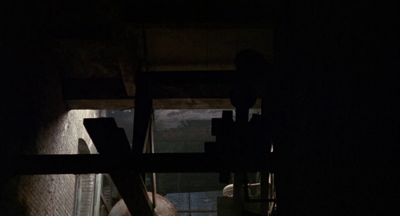 Jacob's Ladder (1990) HD Hindi + English 720p x264 AVC DDP 5.1 MSub.mkv.0004
